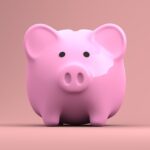 Une tirelire cochon rose